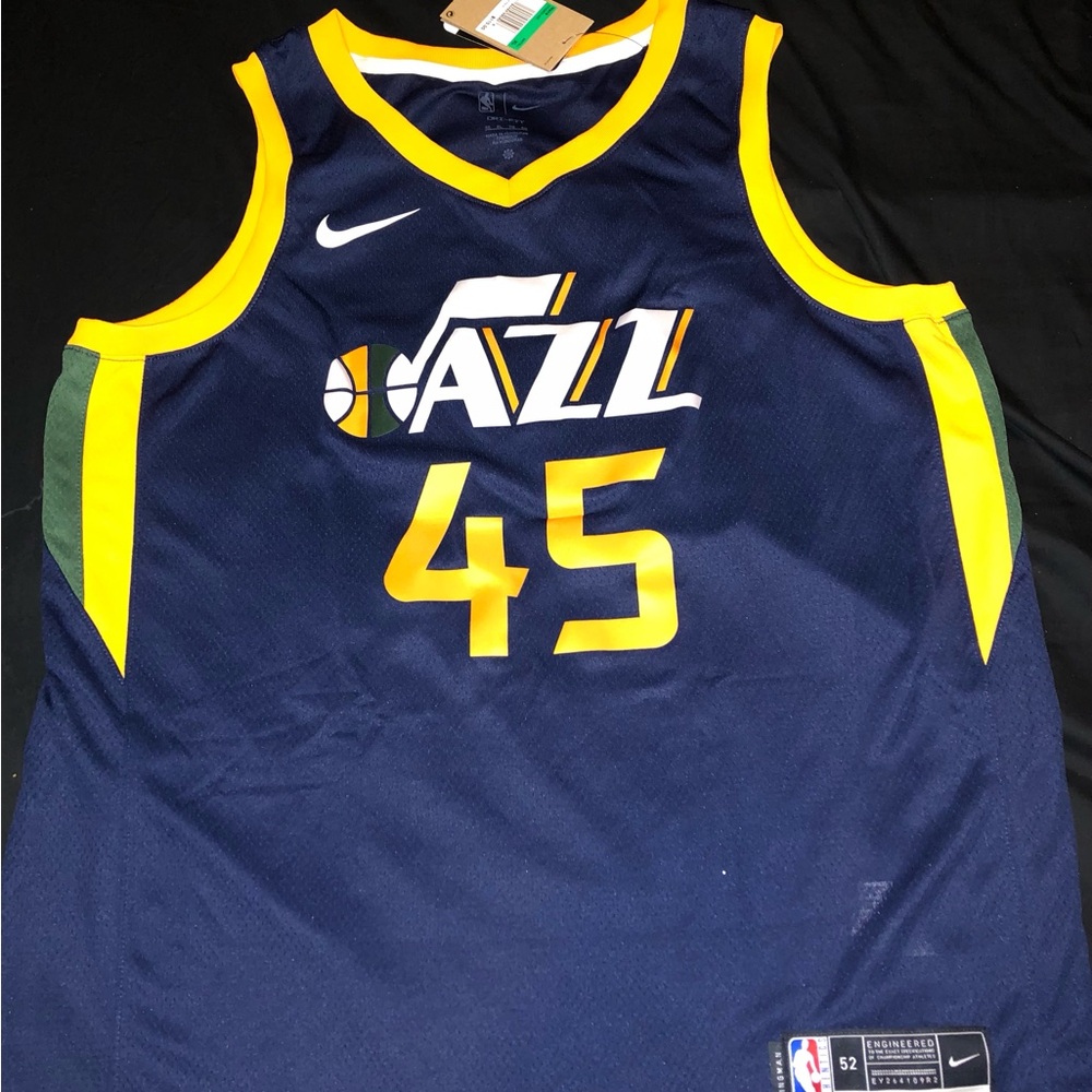 Donovan Mitchell jersey